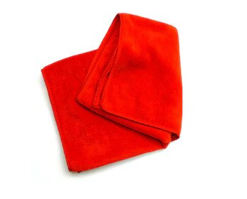 Microfiber cleaning cloth red